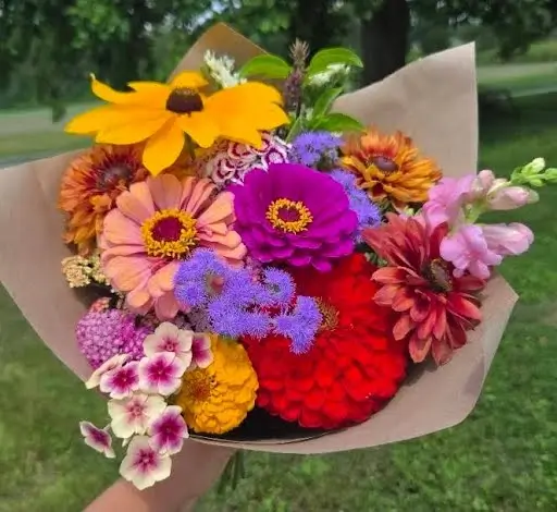 'Summer's Best' Subscription - 6 Bouquets!